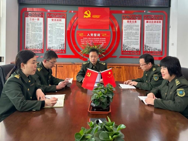 任杰_副本.jpg 任杰_副本.jpg