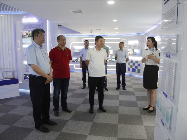 ec428336bbd382fb3b4aee9fc51b73e_副本.jpg