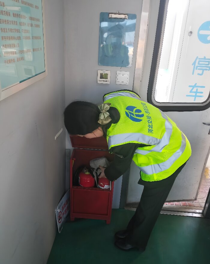 微信图片_20251113101515.jpg 微信图片_20251113101515.jpg