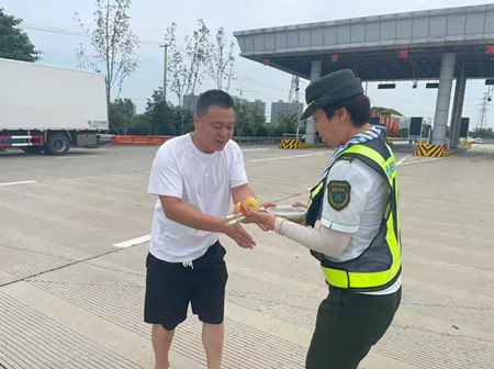 一碗热面暖通途.jpg